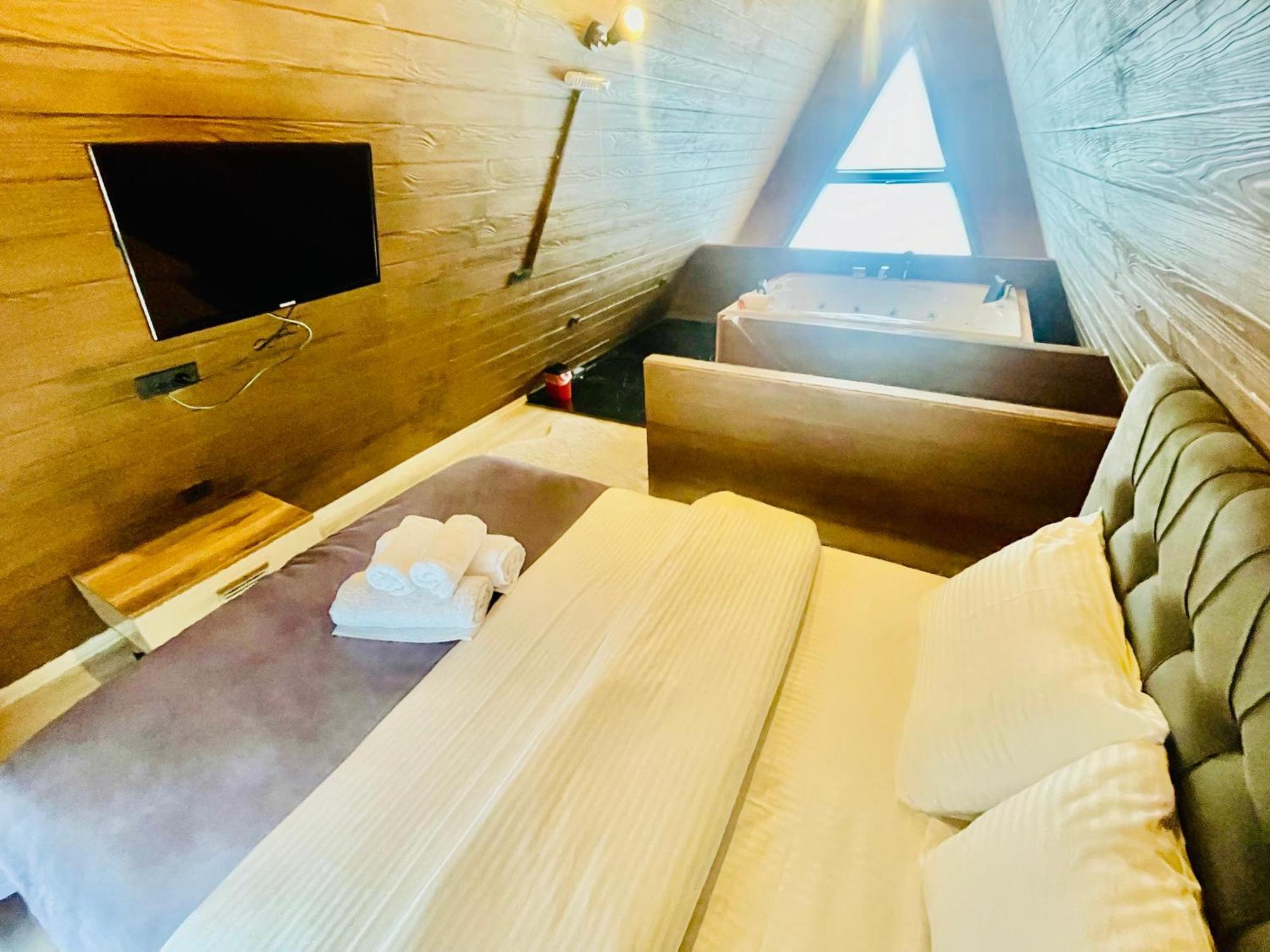Ganita Travel Bungalov ทรับซอน ภายนอก รูปภาพ